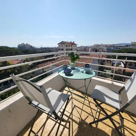 Les Beaux Jours Apartment Antibes