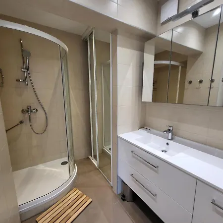 Les Beaux Jours Apartman